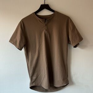 BUNDLE OF 3 Henley Drop Cut BYLT Signature T Shirts. (Small)